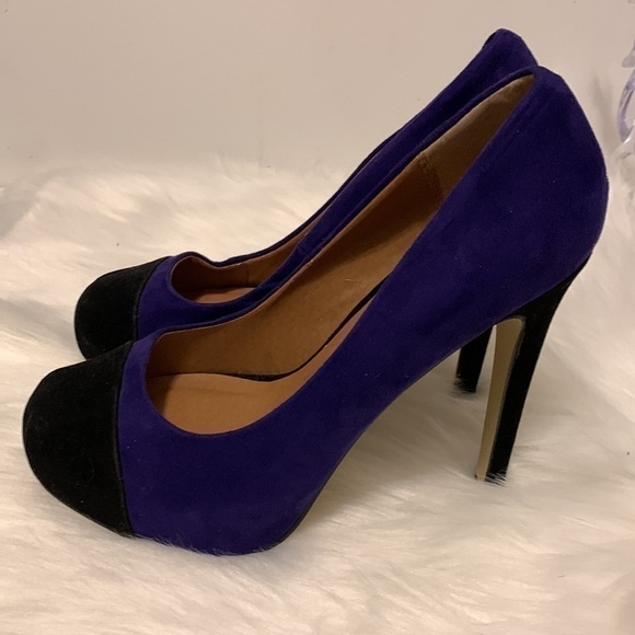 Material Girl Faux Suede Heels Size 6.5 - Picture 7 of 7